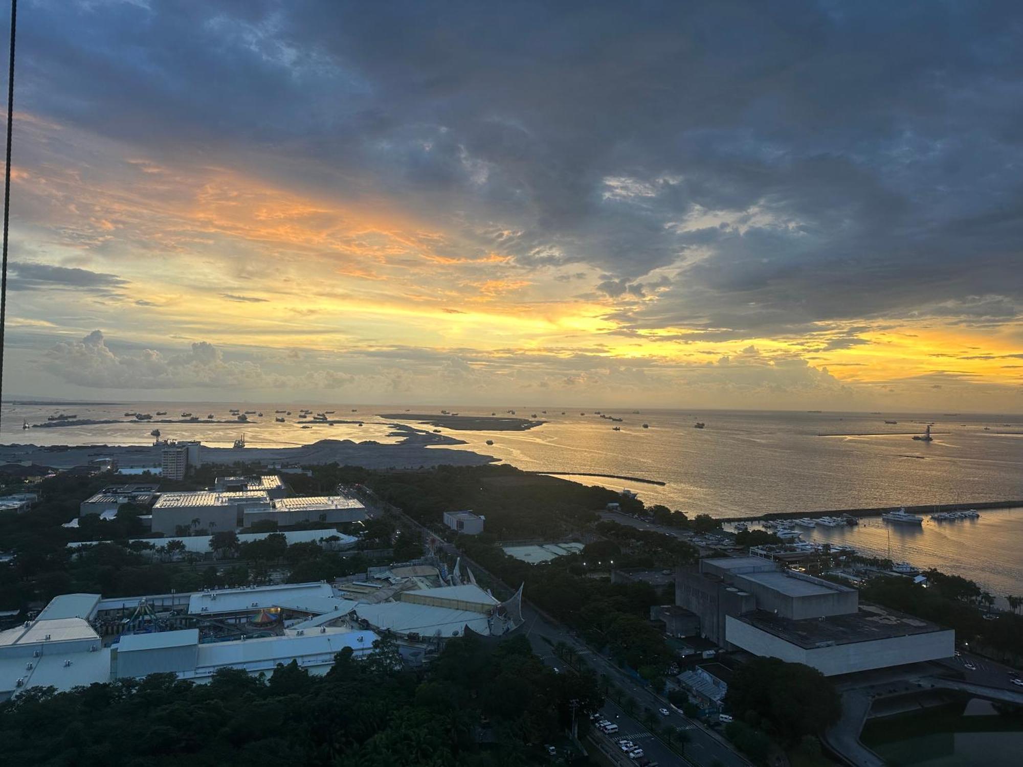 The Radiance Manila Bay 아파트 외부 사진